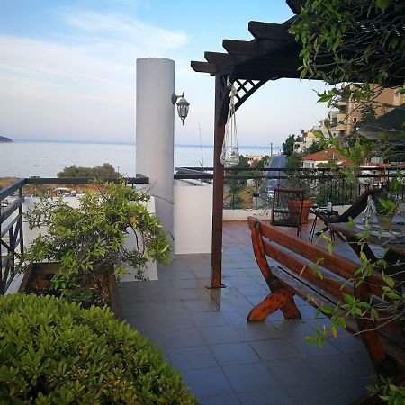 Port View Suites Kavála ภายนอก รูปภาพ