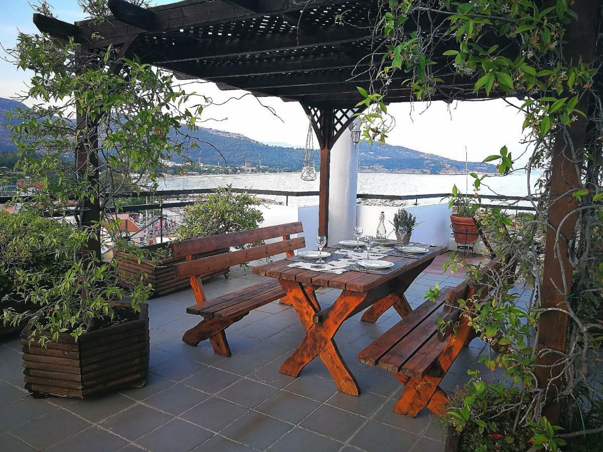 Port View Suites Kavála ภายนอก รูปภาพ